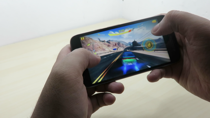 Review Moto E3 Power Indonesia (Spesifikasi, Performa, Kamera, dan Kualitas)