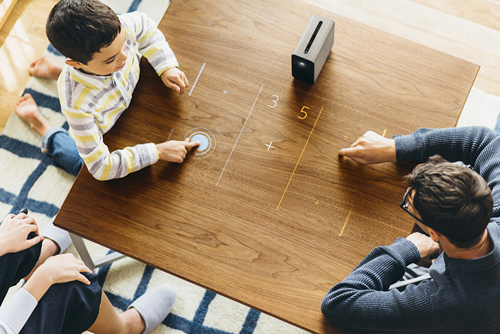 Xperia Touch: Smart Projector dengan OS Android