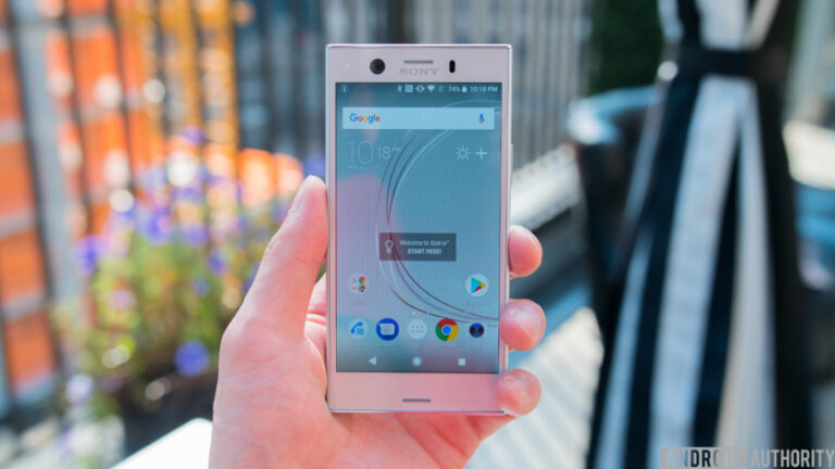 Harga dan Spesifikasi Sony Xperia XZ1