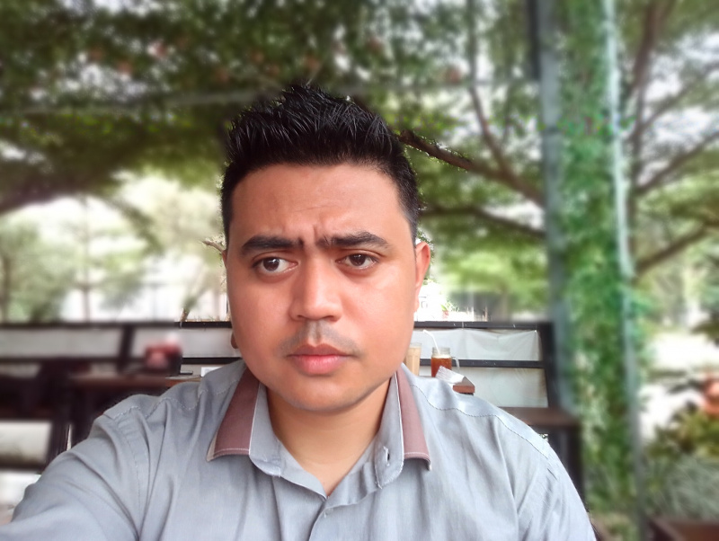 Hasil Kamera Depan SPC L53 Selfie dengan Mode Blur